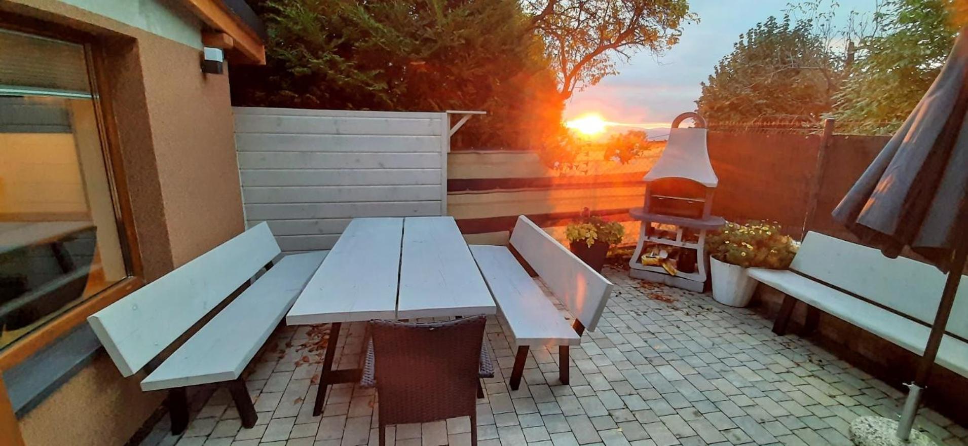Apartament Pod Bukowym Lasem Meszna Extérieur photo